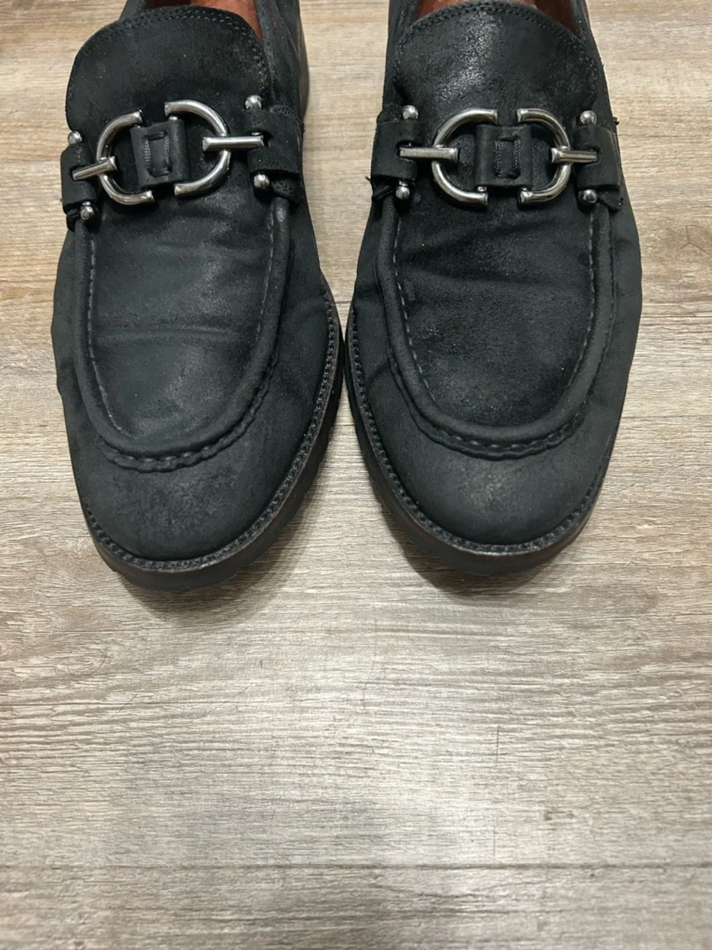 Donald J. Pliner Men’s Size 10.5 Black Suede Horse Bit Loafers Lug Sole‎ Shoes